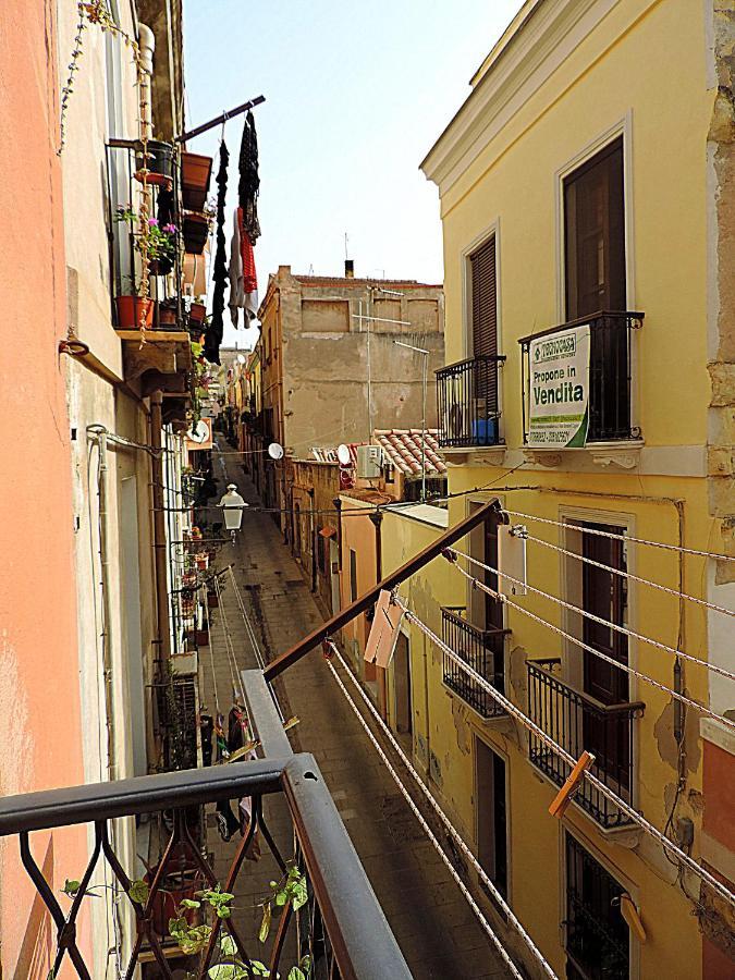 Sa Fabbrica De Sant'Anna Acomodação com café da manhã Cagliari Exterior foto